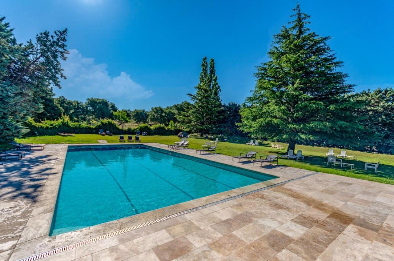 Best Western Domaine De Roquerousse Σαλόν-ντε-Προβάνς Εξωτερικό φωτογραφία